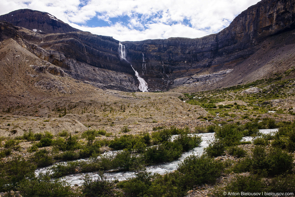 Bow Glacier Falls (Banff National Park)