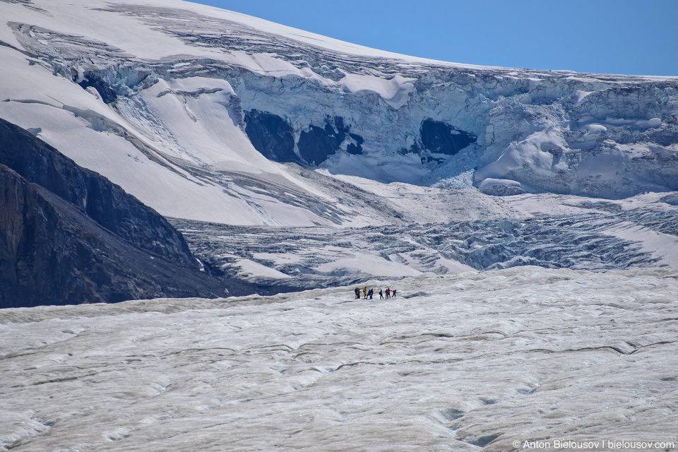 Athabasca Glacier group tour, Columbia Icefield, Jasper National Park