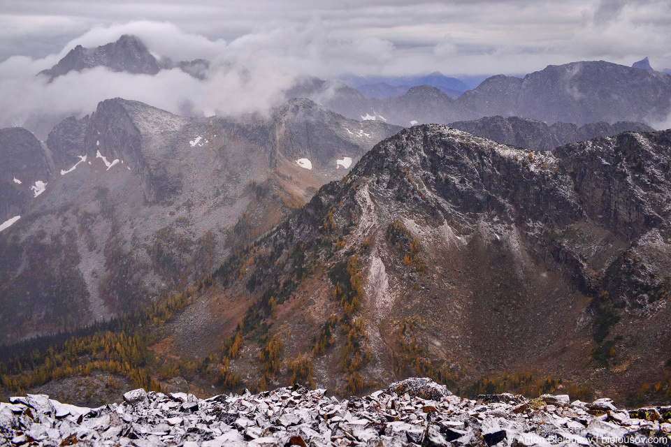 Frosty Mountain Peak, 2408m — Manning Provincial Park, BC