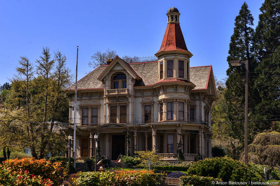 Astoria Flavel House heritage building