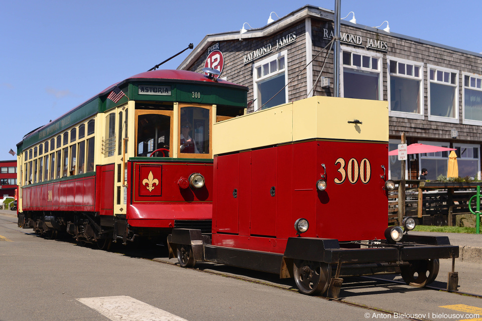 Astoria Riverfront Trolley