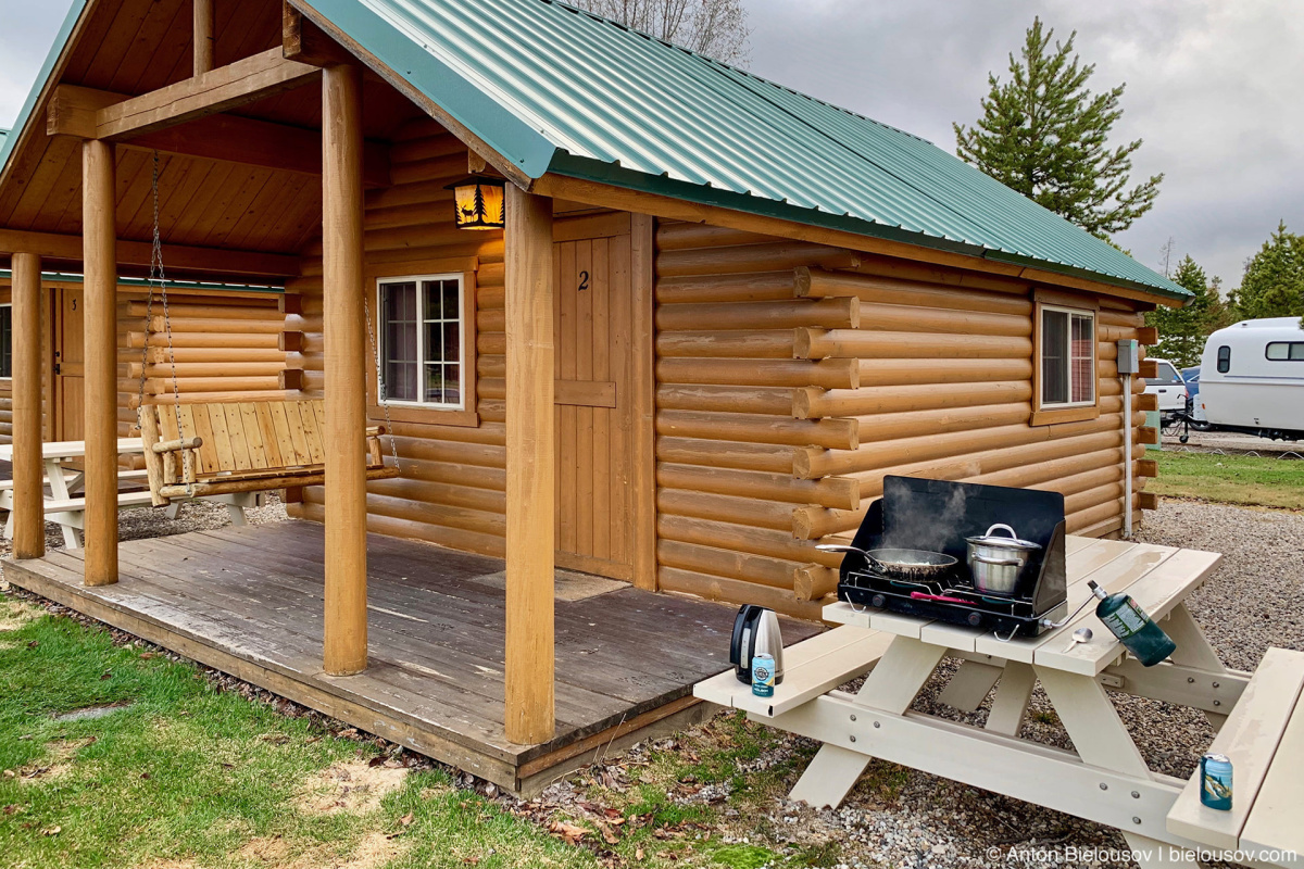 Grizzly RV Park Cottage — West Yellowstone, MO