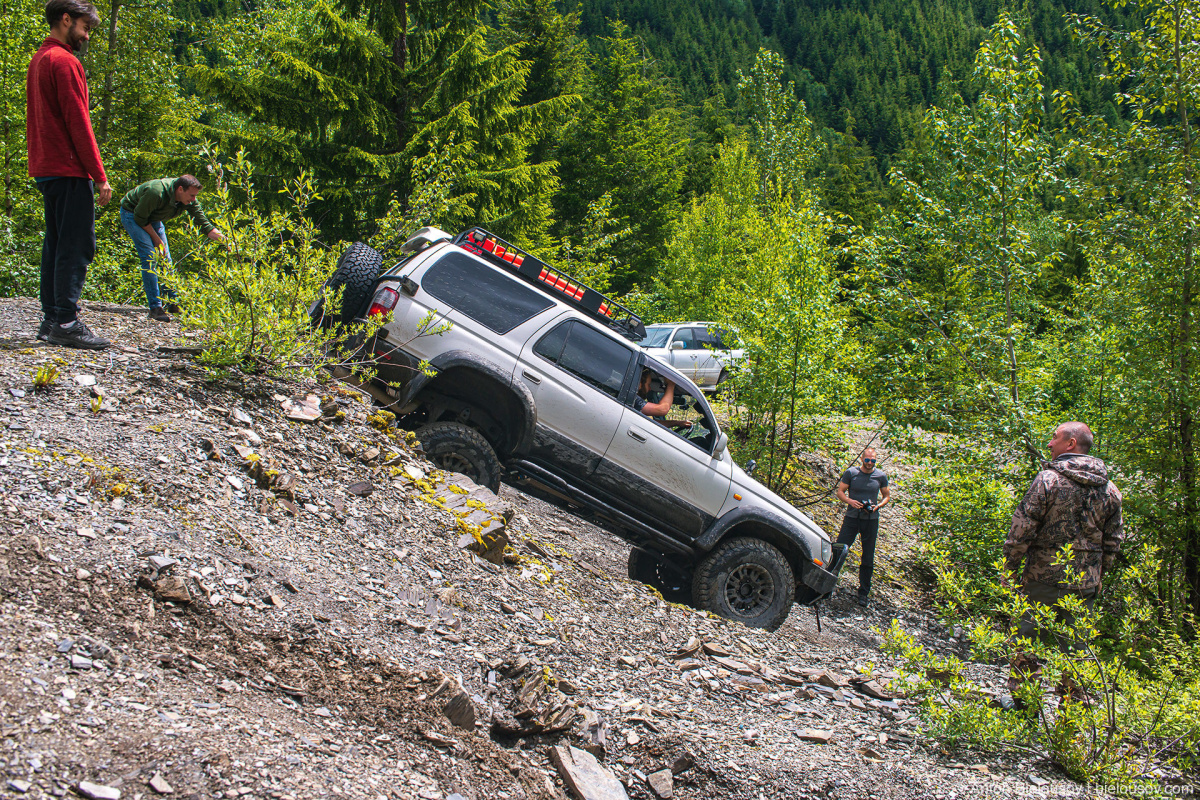 Toyota Hilux Offroad Thurston Loop — Mount Cheam (Chilliwack, BC)