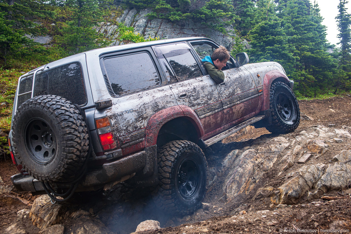 Whipsaw Trail Land Cruiser rock crawling