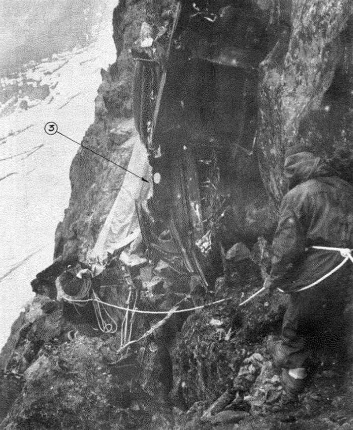 CRASH OF A CANADAIR C-4M2 NORTH STAR ON MT SLESSE