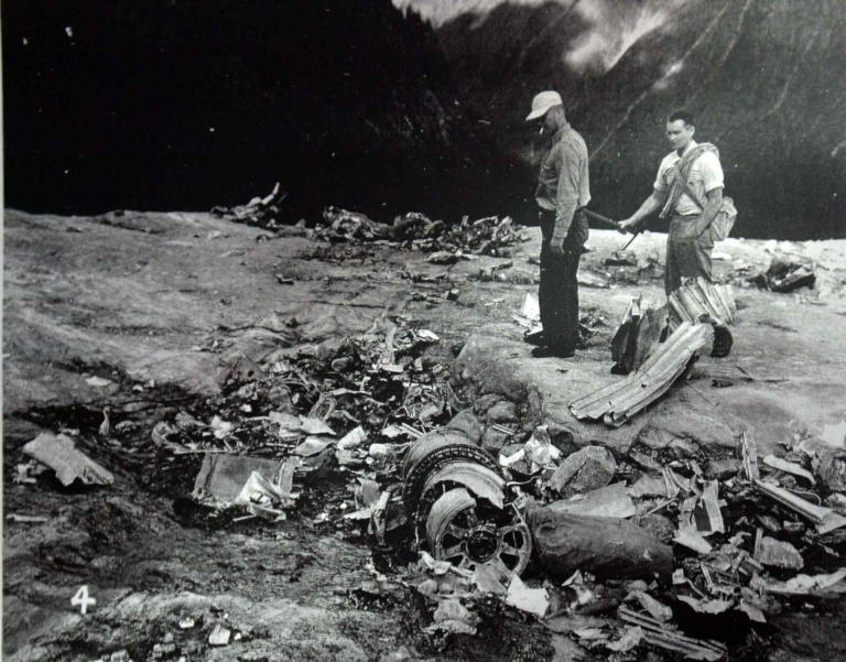 CRASH OF A CANADAIR C-4M2 NORTH STAR ON MT SLESSE