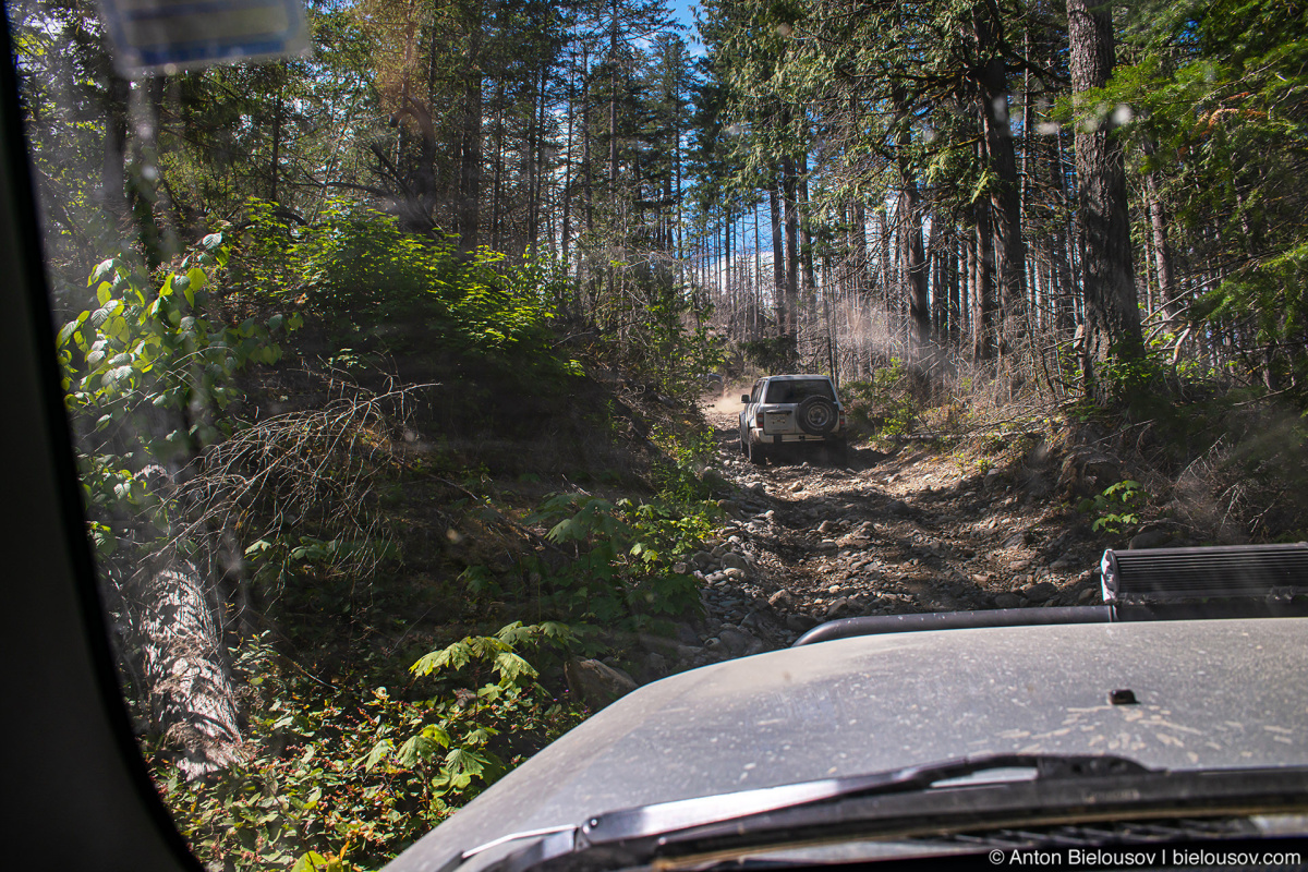 FJ Cruiser at Hail Creek trail