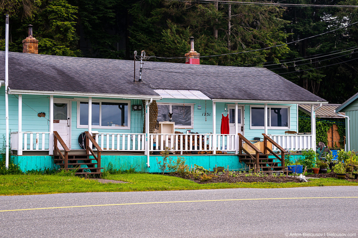 Red dress (Port McNeil, BC)