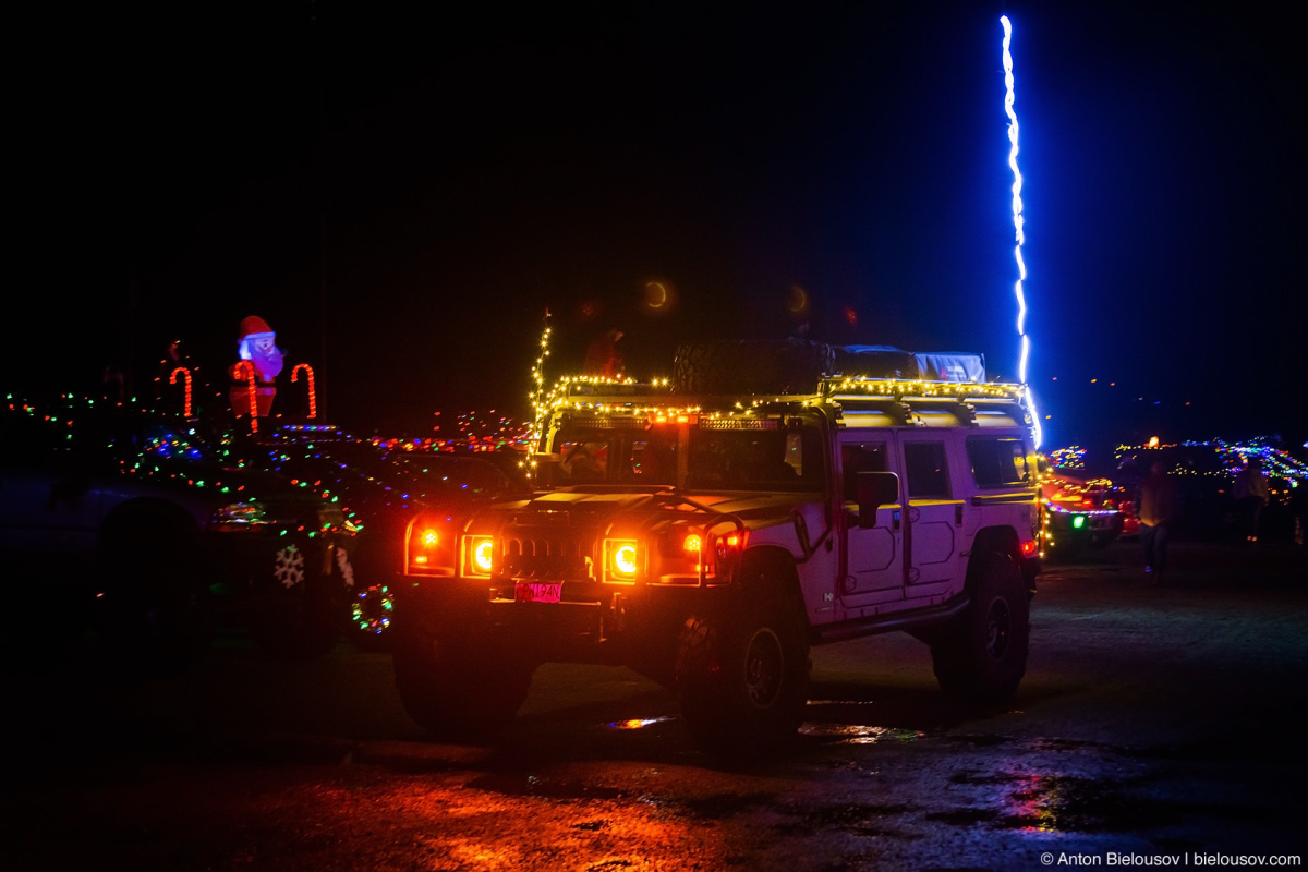 А у нас в Канаде: Рождественский конвой: christmass convoy humvey