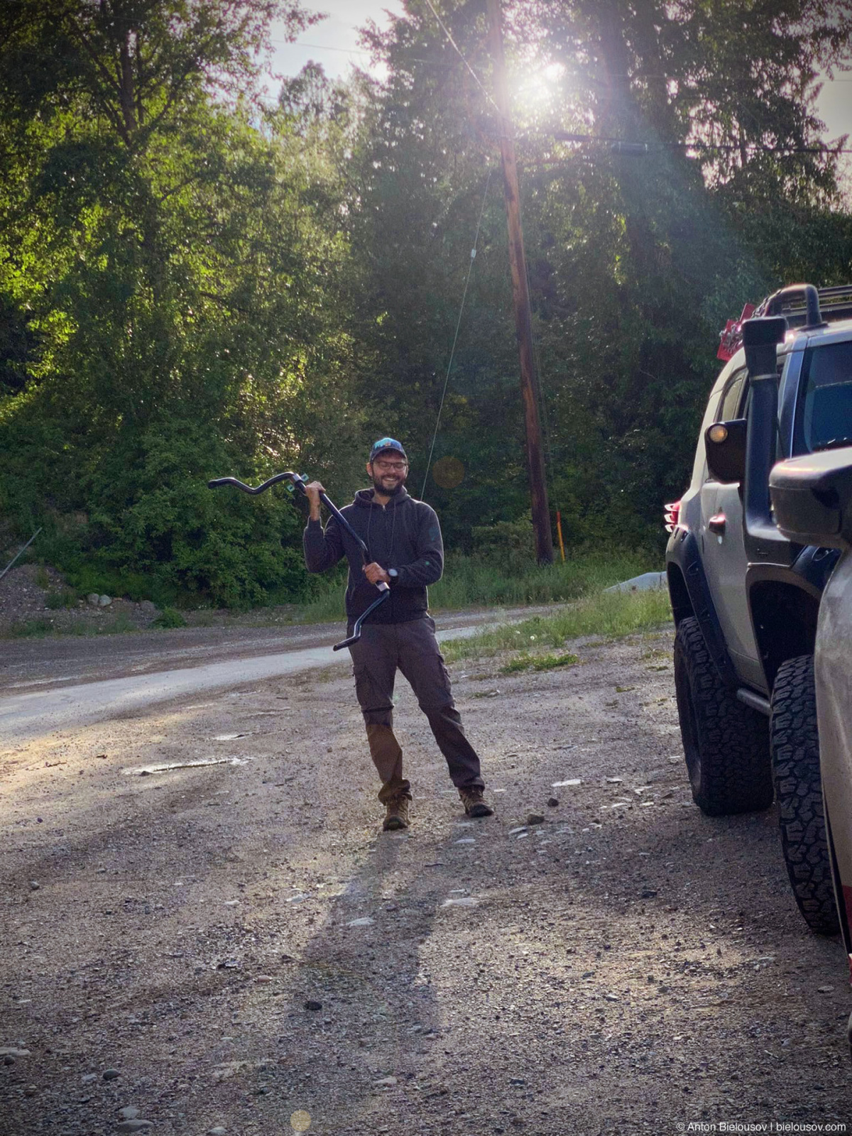 Whipsaw rescue: FJ Cruiser repairs