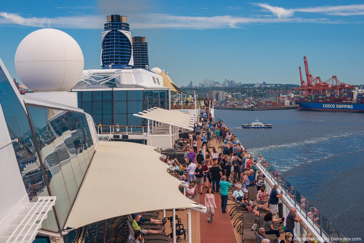 Celebrity Eclipse under the Lions Gate Bridge (Vancouver, BC)