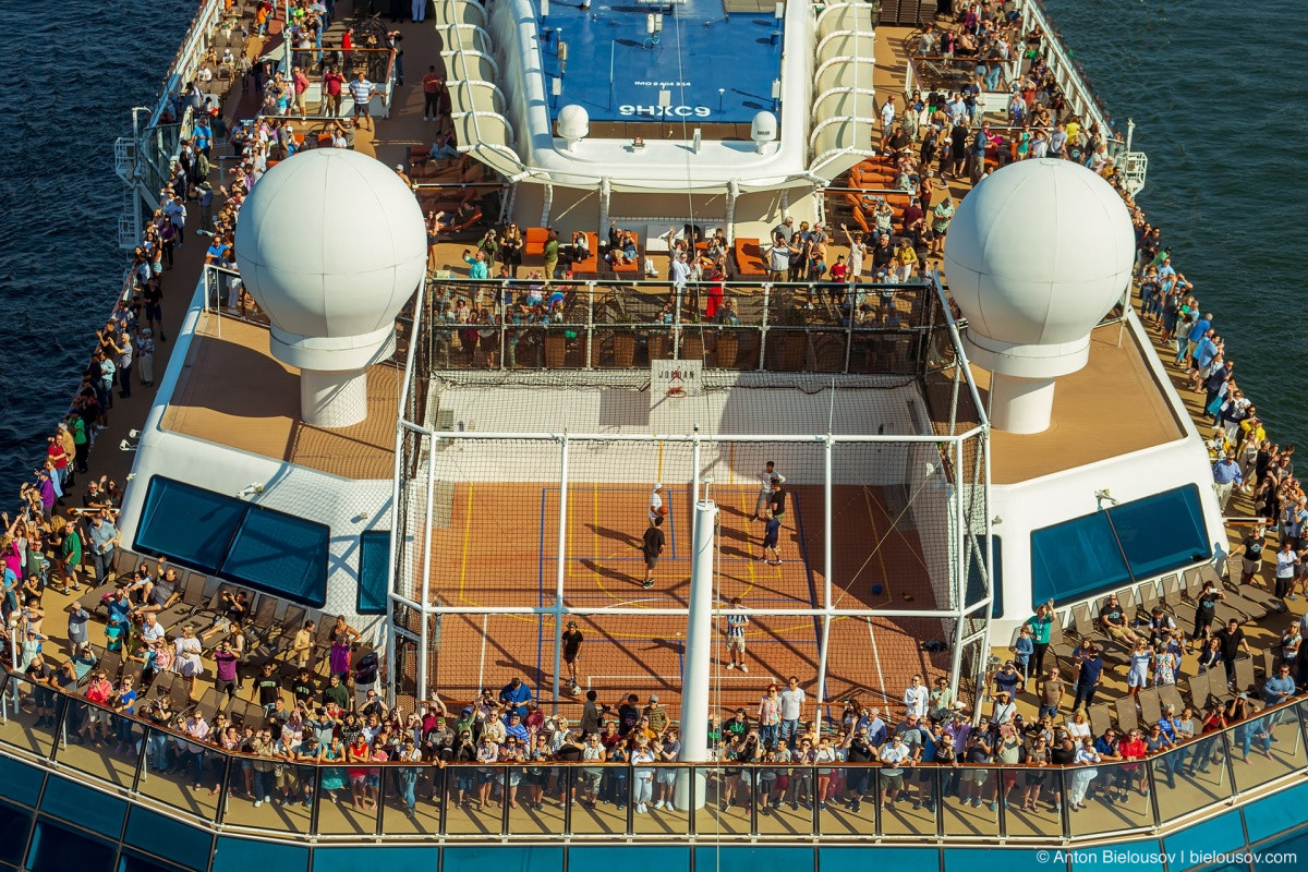 Celebrity Eclipse under the Lions Gate Bridge (Vancouver, BC)