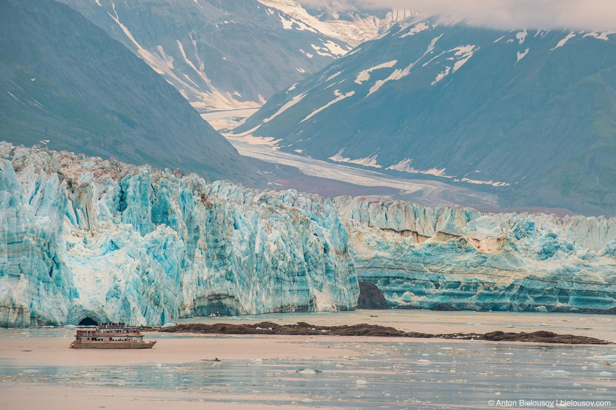 Hubbard Glacier tour boat