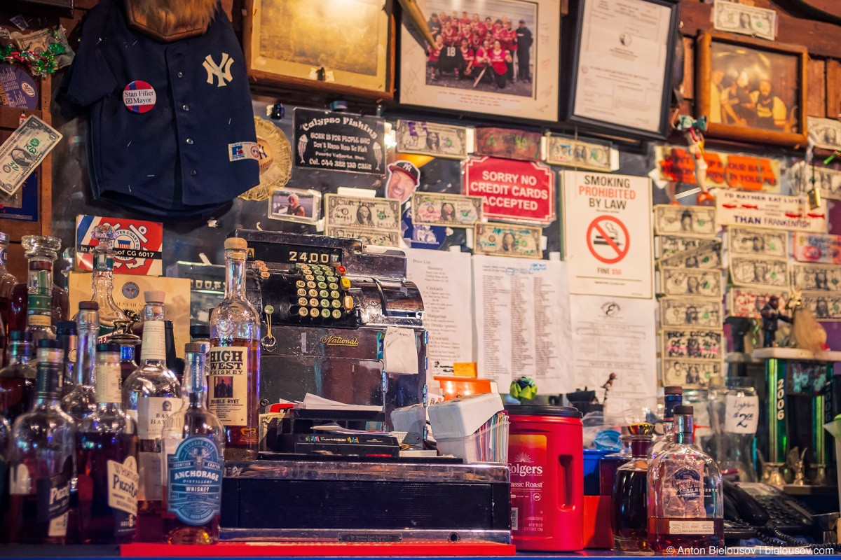 Ernies' old time saloon (Sitka, AK)