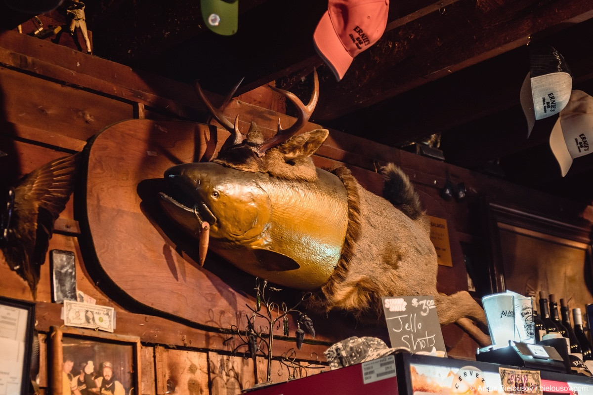 Ernies' old time saloon (Sitka, AK)