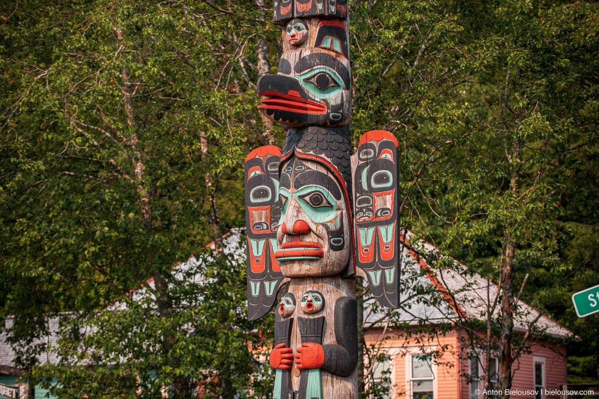 Totem pole (Ketchikan, AK)