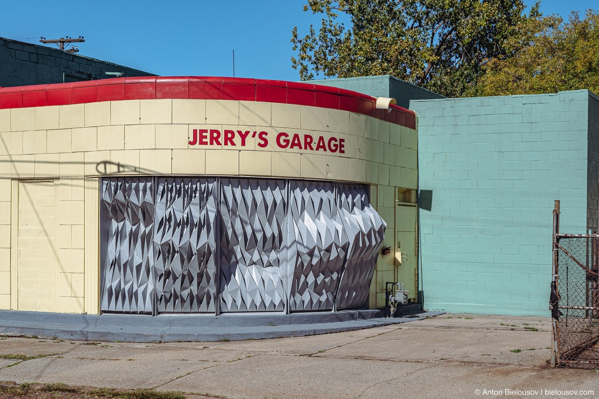 Jerry's Garage, Detroit