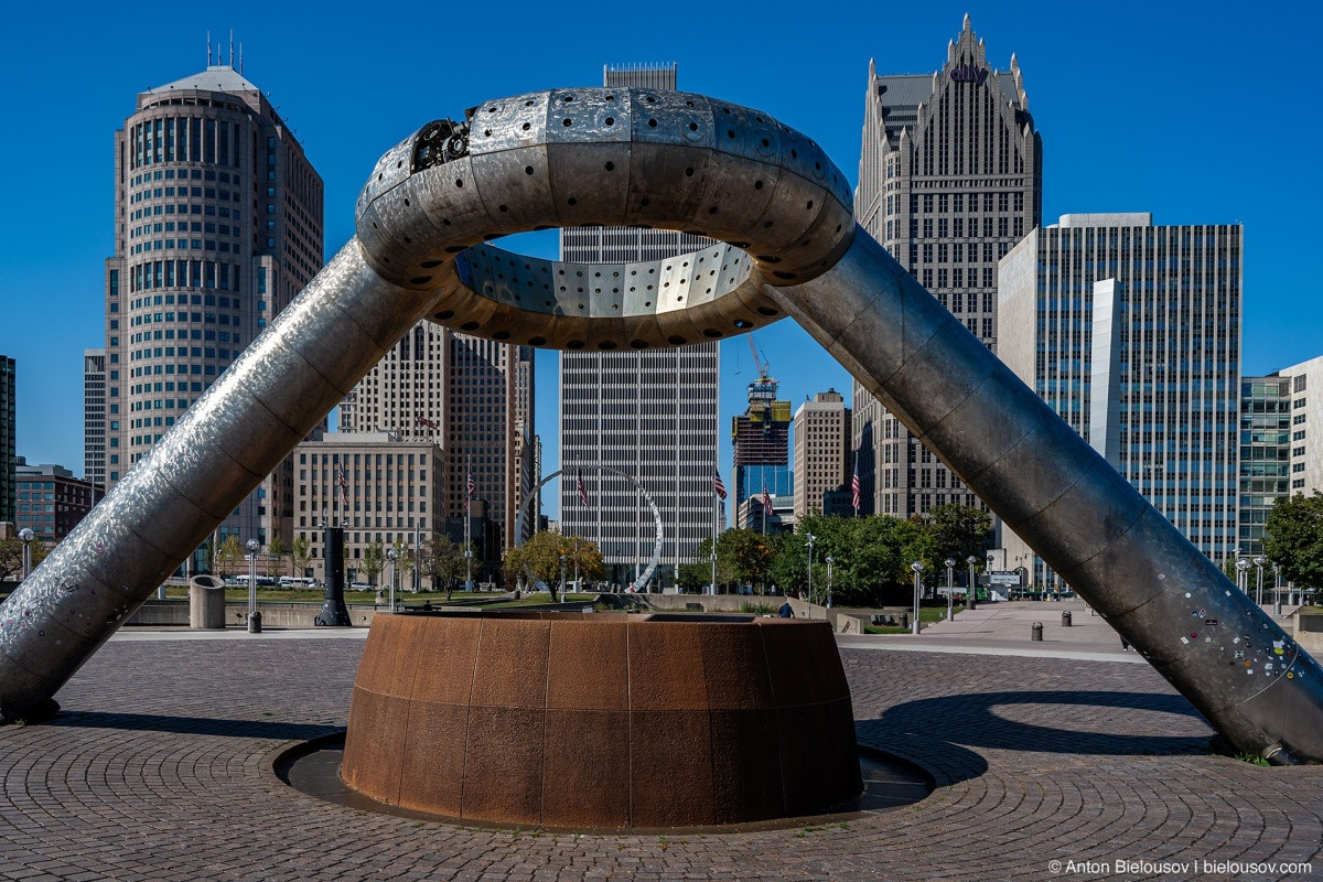 Horace E. Dodge Fountain, Detroit, MI