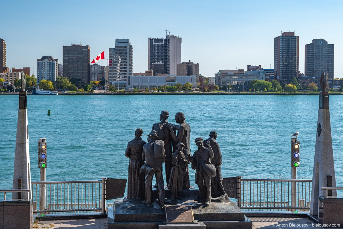 Gateway to Freedom memorial, Detroit, MI