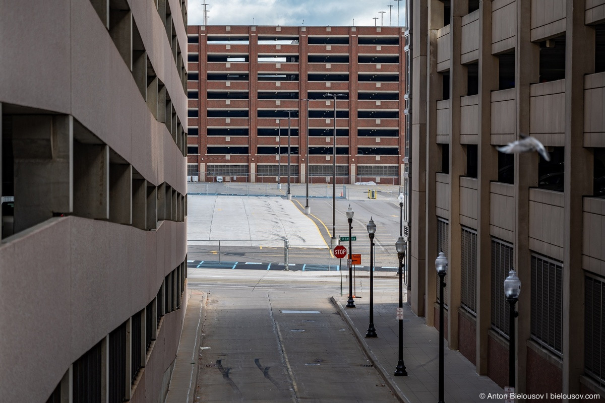 Parking building, Detroit, MI