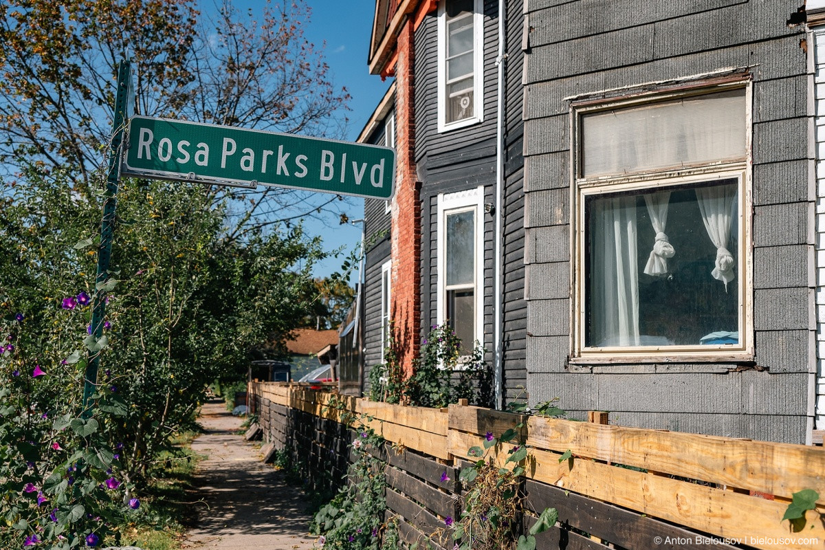 Rosa Parks Blvd (Detroit, MI)