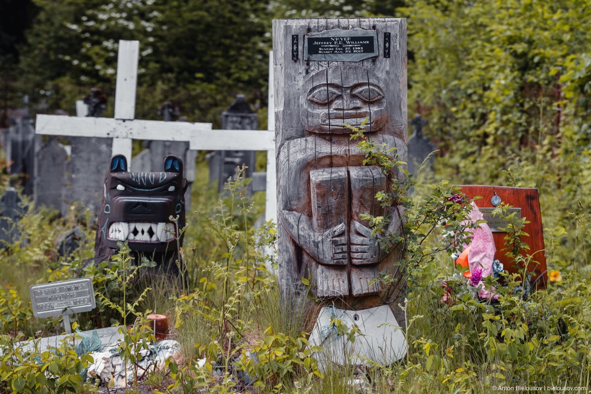 First nations cemetery (Skatin, BC)